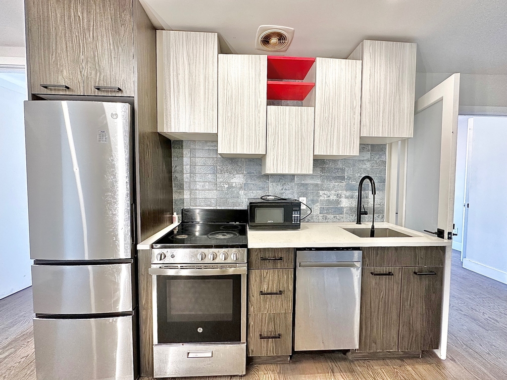 334 Evergreen Avenue - Photo 6