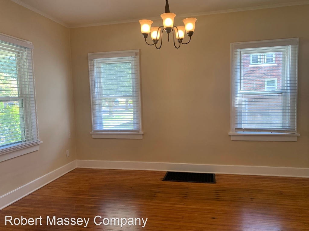 3806 Elmwood Avenue - Photo 3