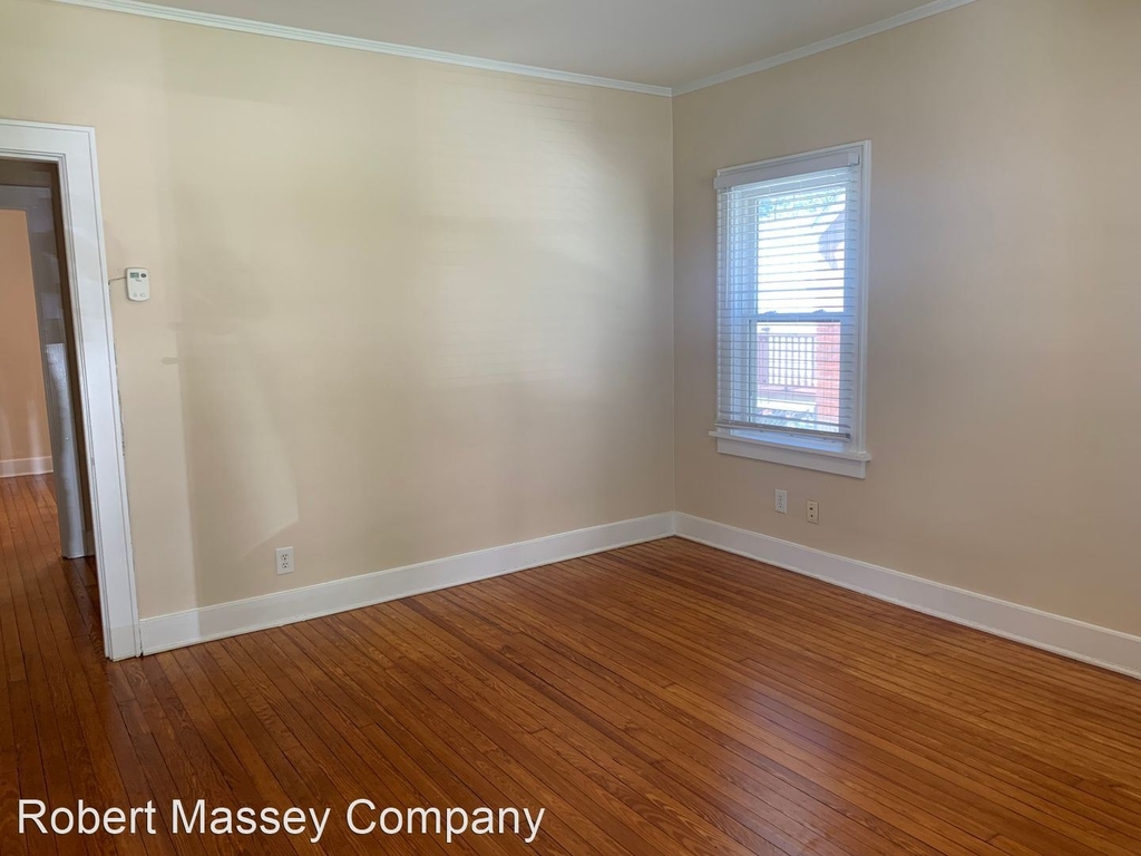 3806 Elmwood Avenue - Photo 2