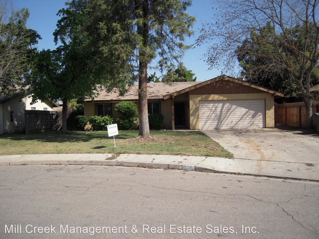 5230 W. San Joaquin - Photo 0