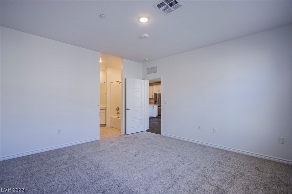 2555 Hampton Road - Photo 13