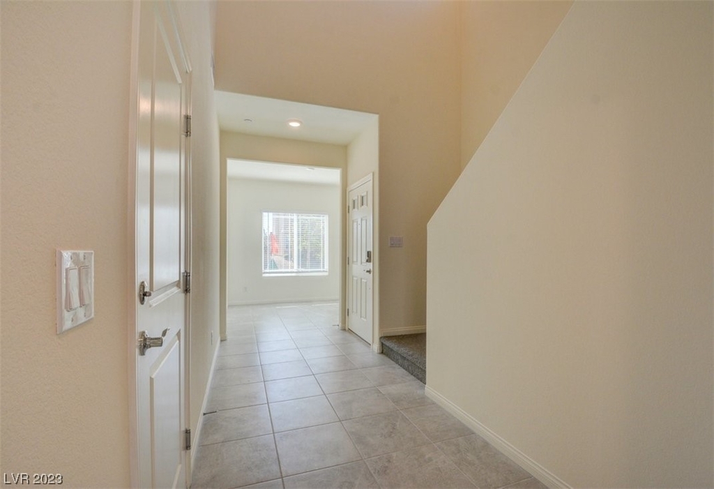 7906 W Agate Avenue - Photo 11