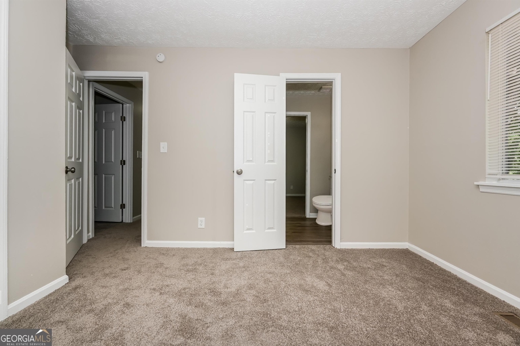 6680 Woodfield - Photo 13