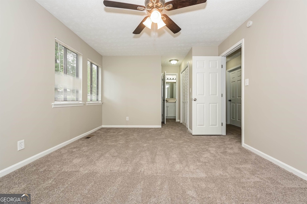 6680 Woodfield - Photo 3