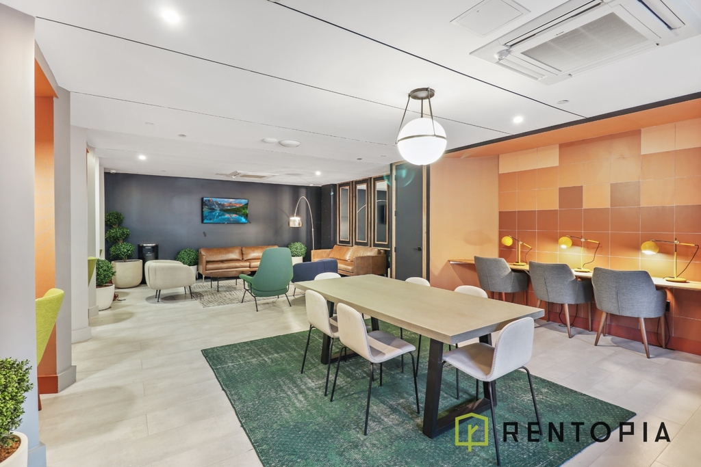 824 Lexington Avenue - Photo 15