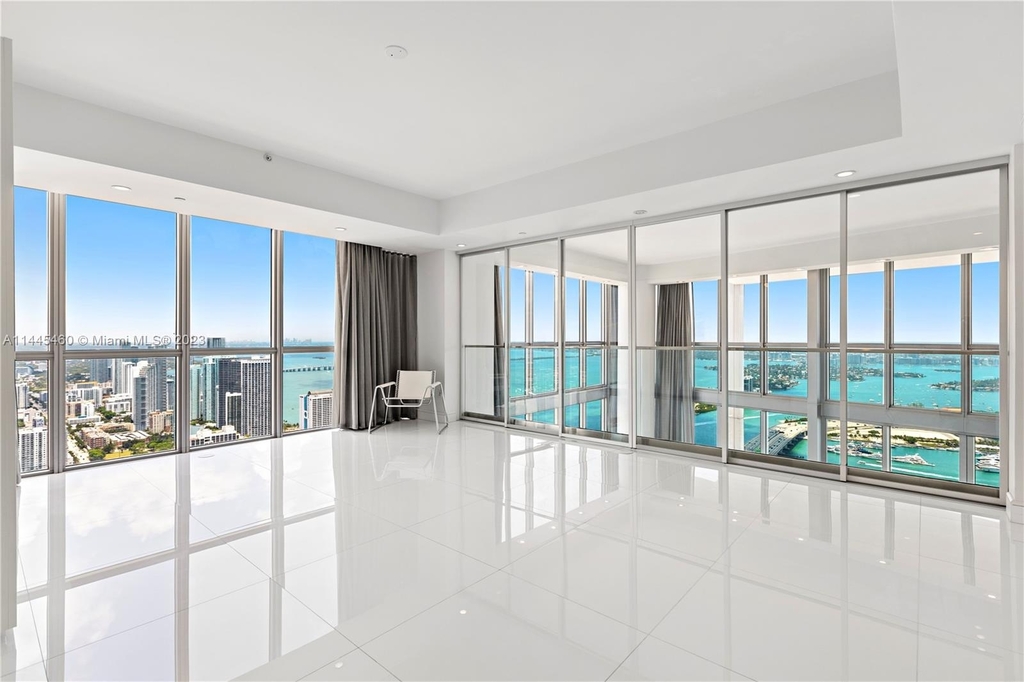 1100 Biscayne Blvd - Photo 5