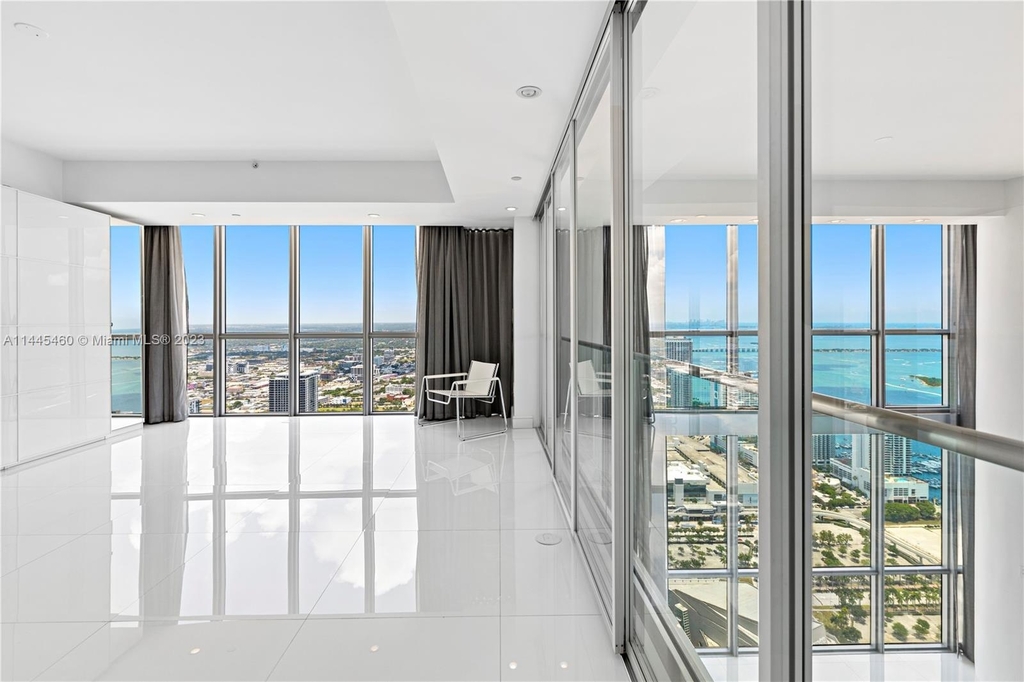 1100 Biscayne Blvd - Photo 25