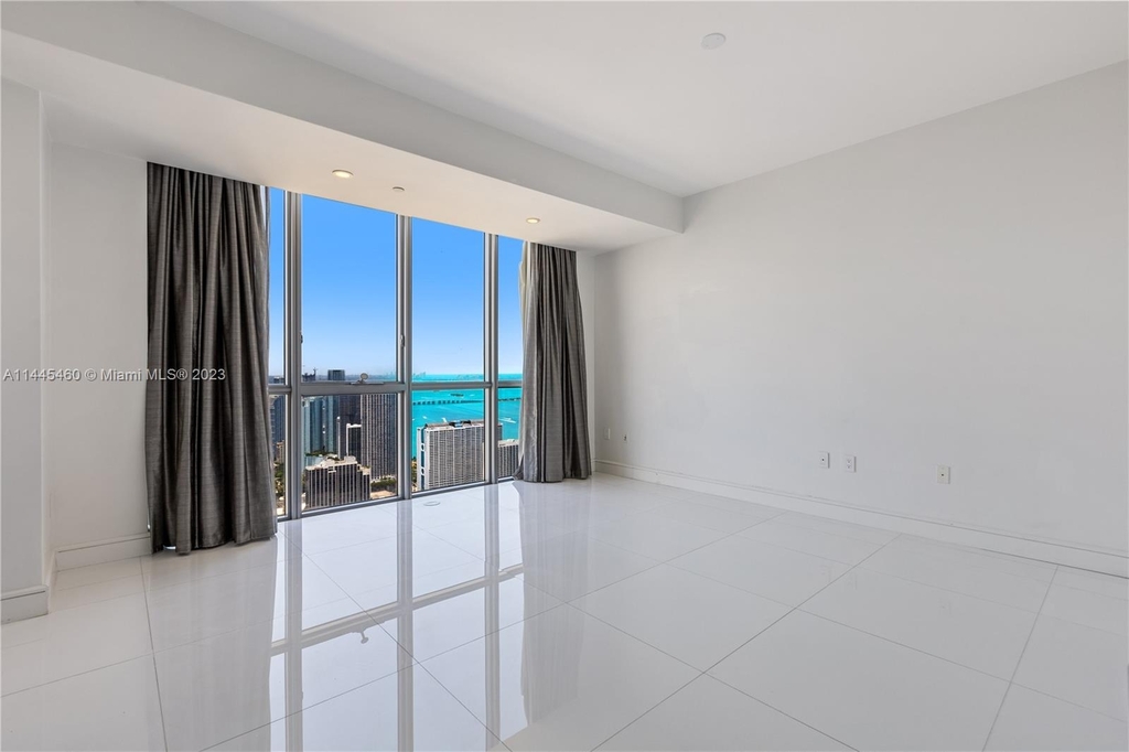 1100 Biscayne Blvd - Photo 36