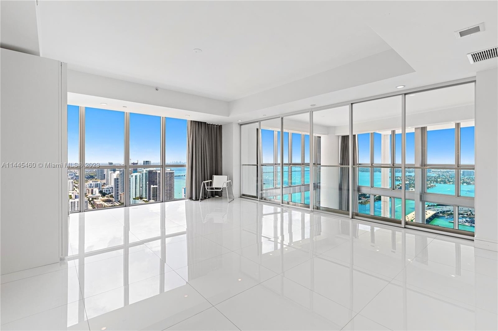 1100 Biscayne Blvd - Photo 22