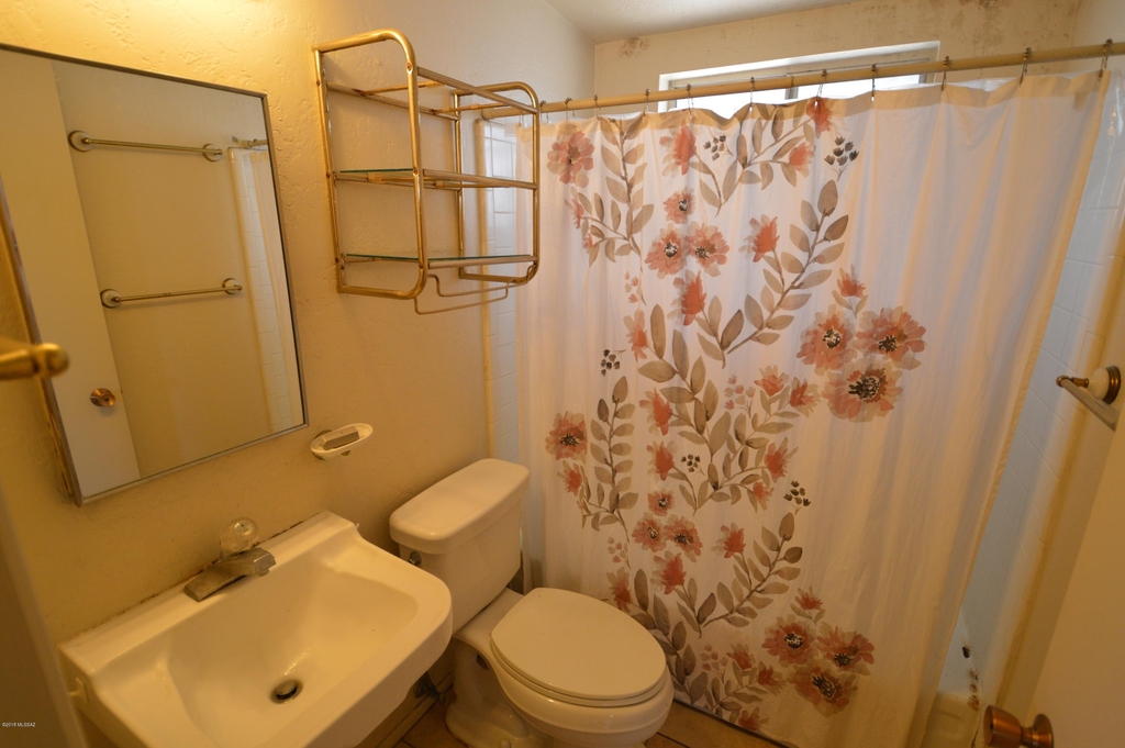 1701 N Fremont Avenue - Photo 5