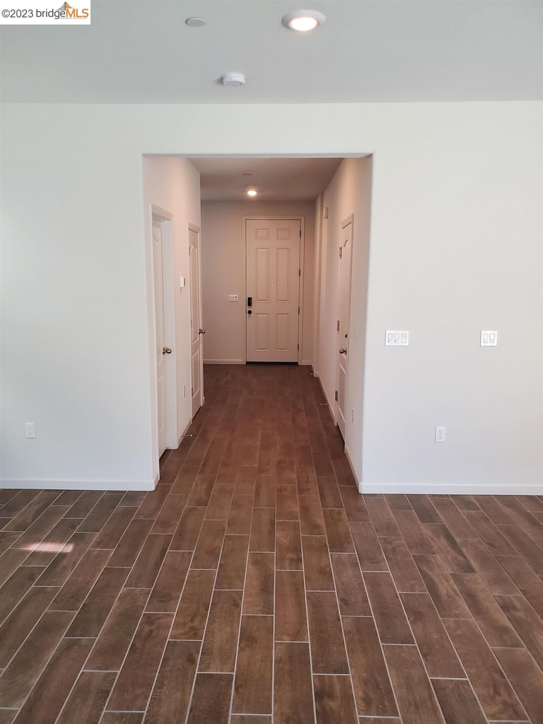 420 Pintor Way - Photo 1