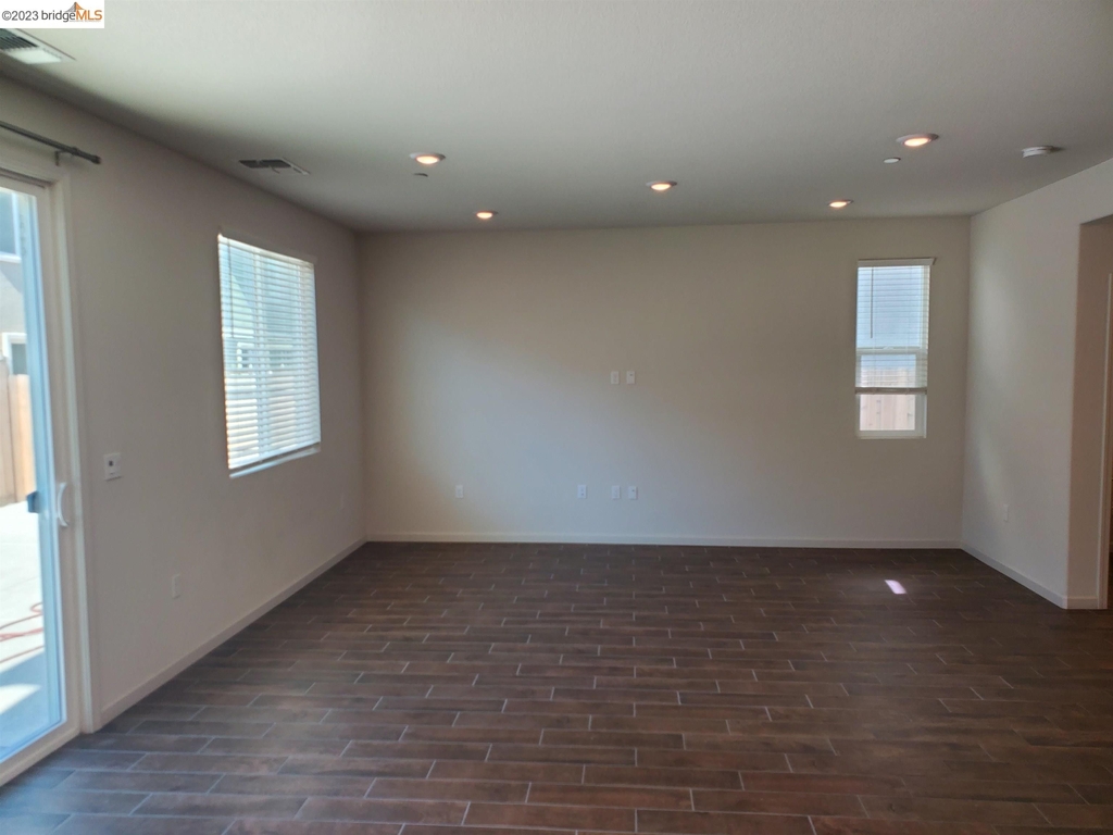 420 Pintor Way - Photo 2