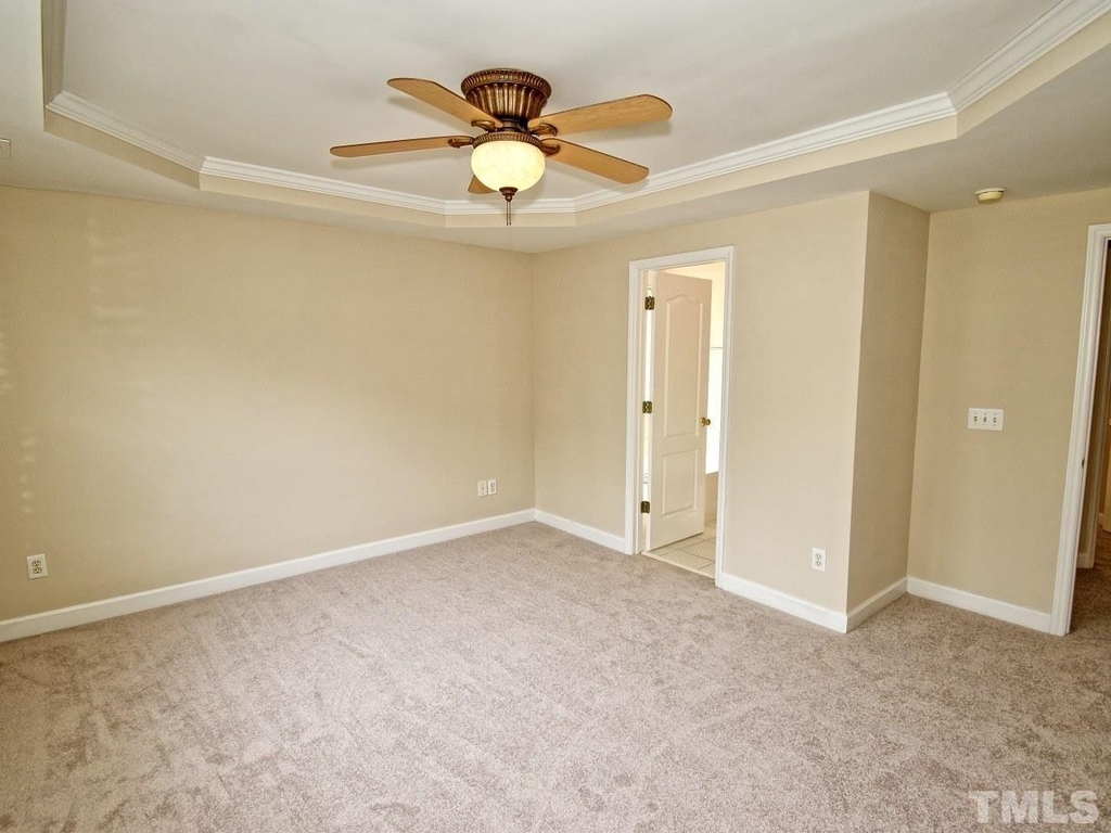 1229 Miracle Drive - Photo 30