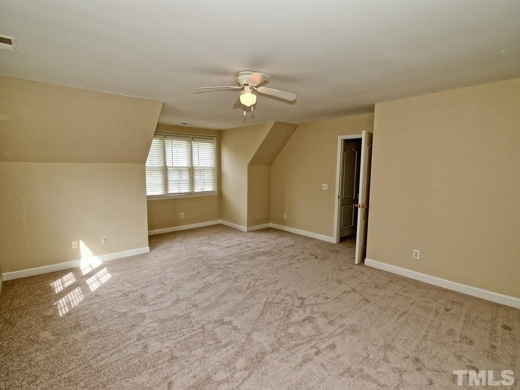 1229 Miracle Drive - Photo 43