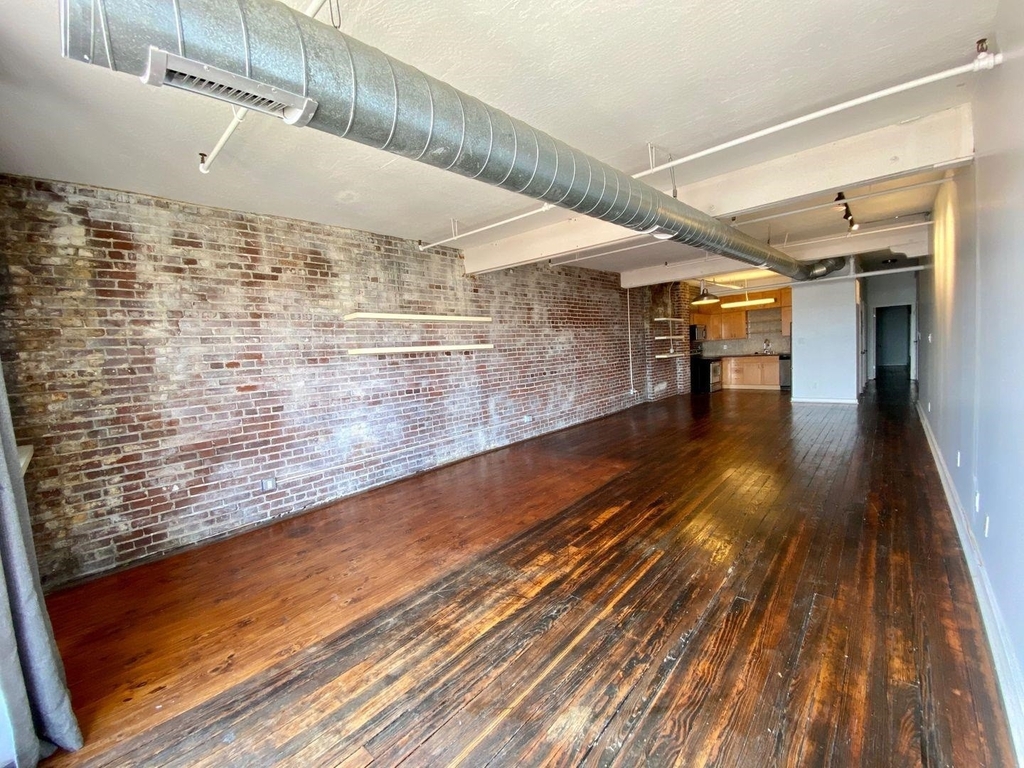 413 S Main - Photo 1