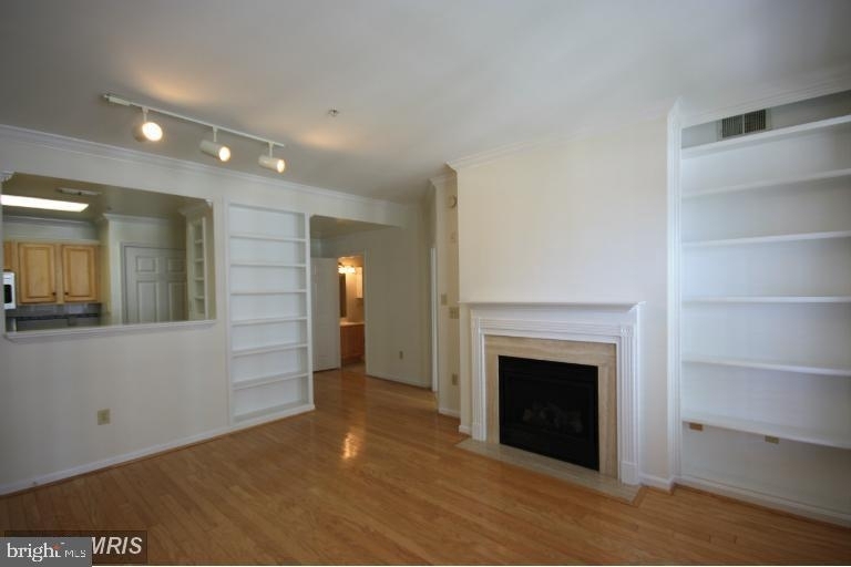 2001 12th St Nw - Photo 2