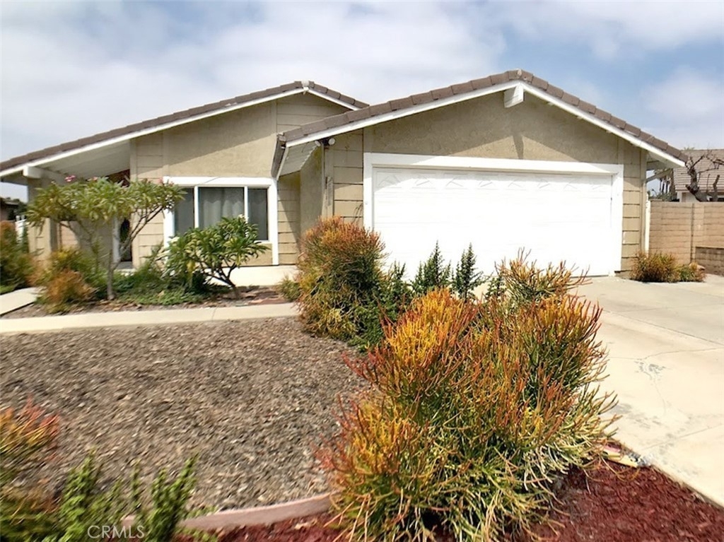 19543 Rogan Court - Photo 1