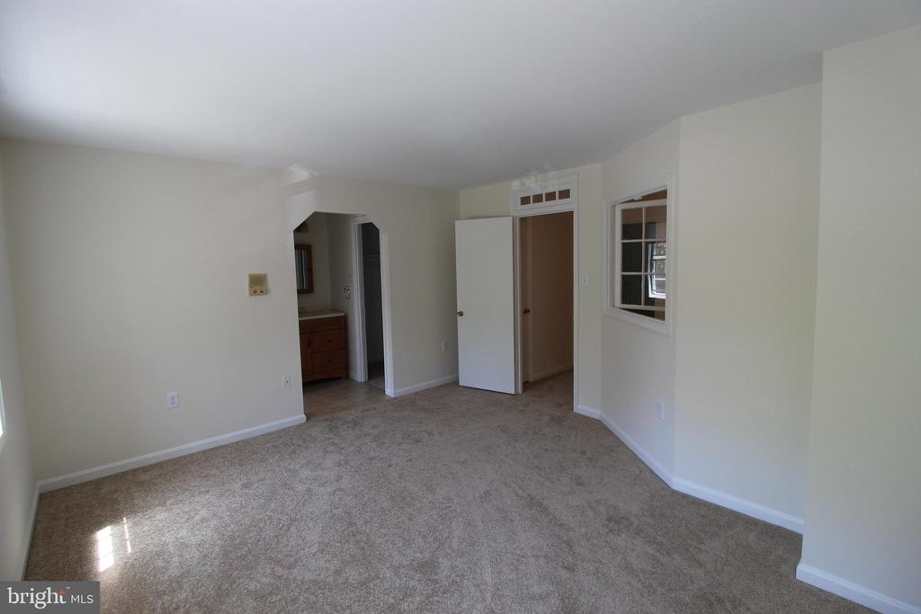 11996 Sentinel Point Ct - Photo 12