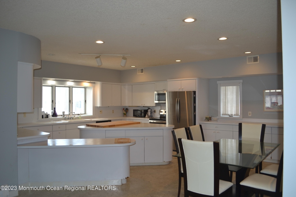 106 Oceanfront - Photo 54