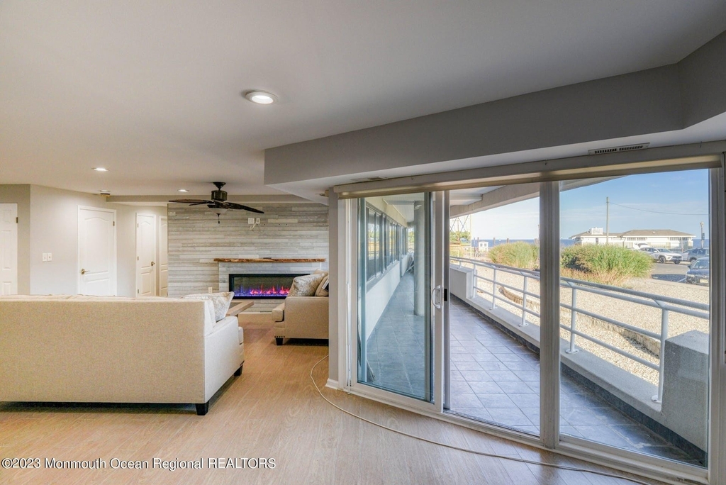 525 Ocean Boulevard - Photo 14