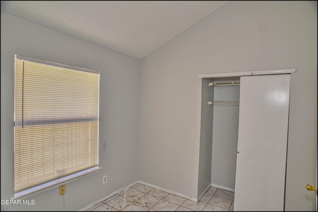 10916 Rogers Hornsby Street - Photo 31
