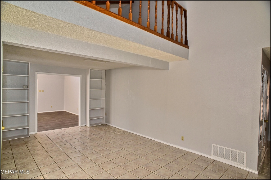 10916 Rogers Hornsby Street - Photo 11