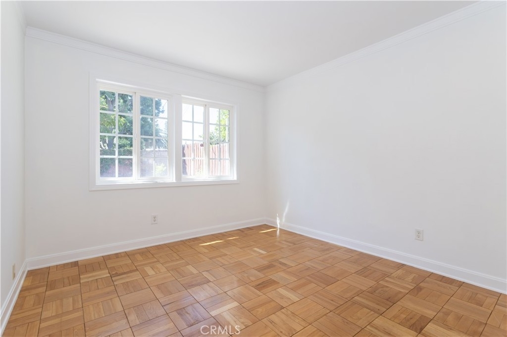 17200 Donmetz Street - Photo 15