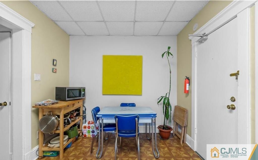 53 Lincoln Avenue - Photo 9