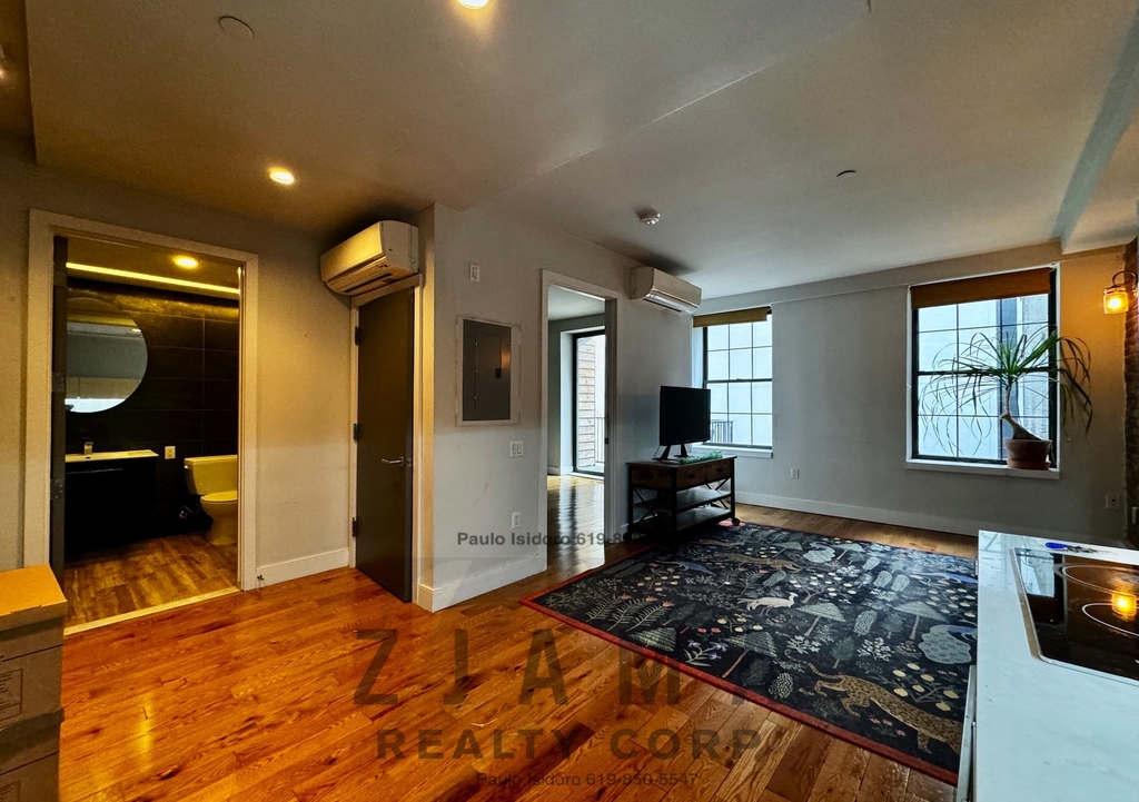 72 Willoughby Street - Photo 4