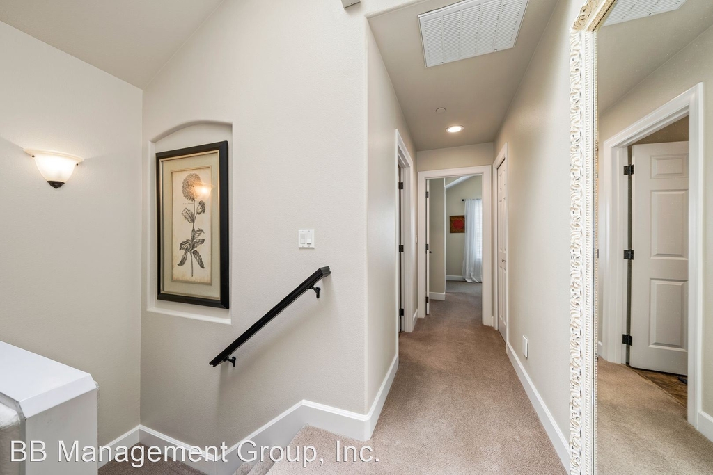 321 3rd Street - Photo 10