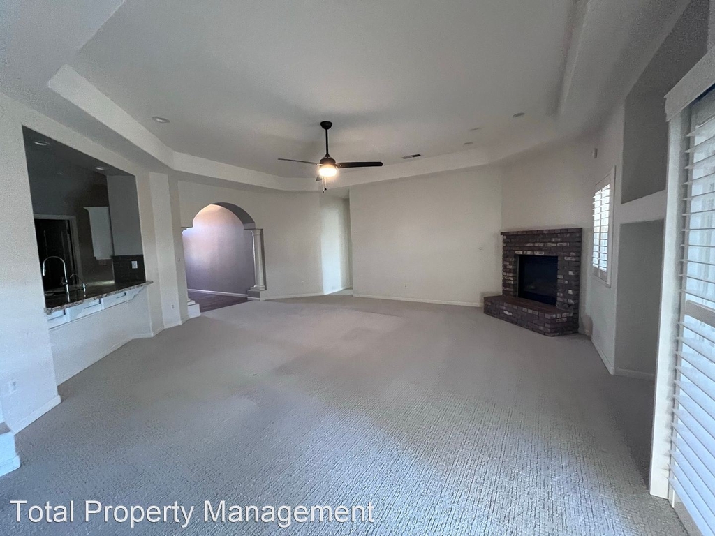 1525 W. Norfolk Dr. - Photo 13