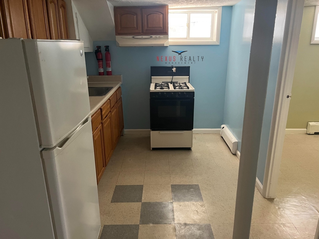21-58 41st Street - Photo 1