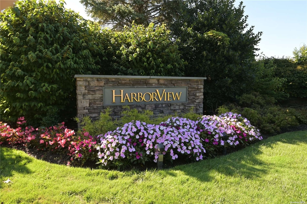 100 Harbor View Drive - Photo 0