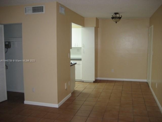 10768 N Kendall Dr - Photo 5