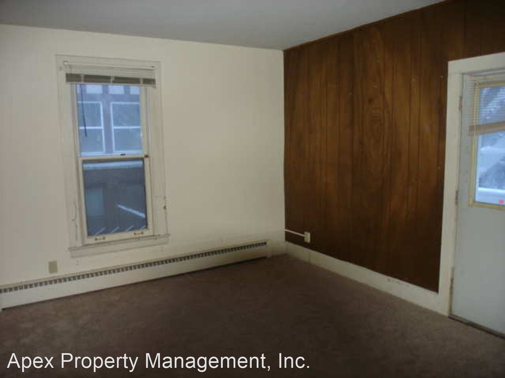 703 East Gorham Street - Photo 7