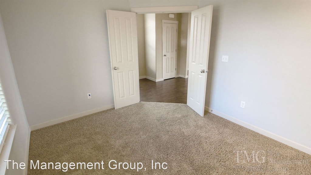 10405 Ne 144th Avenue - Photo 2