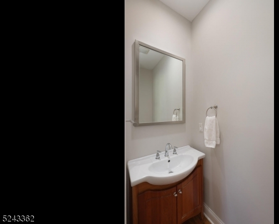 1113 Irving Ave - Photo 19