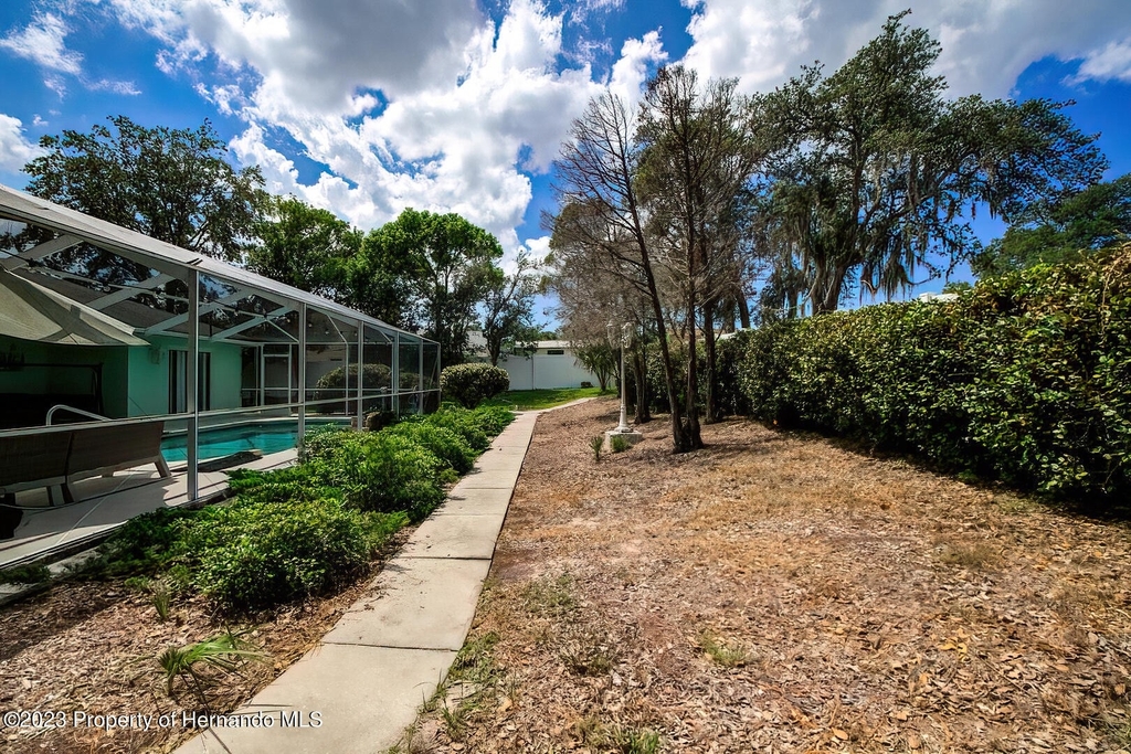 8513 Beach Road - Photo 39