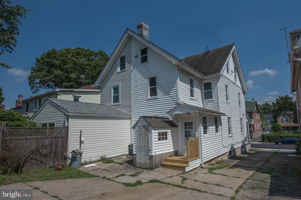 844 Penn Street - Photo 26