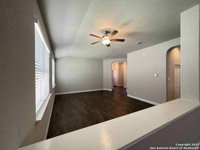 233 Prairie Vista - Photo 3