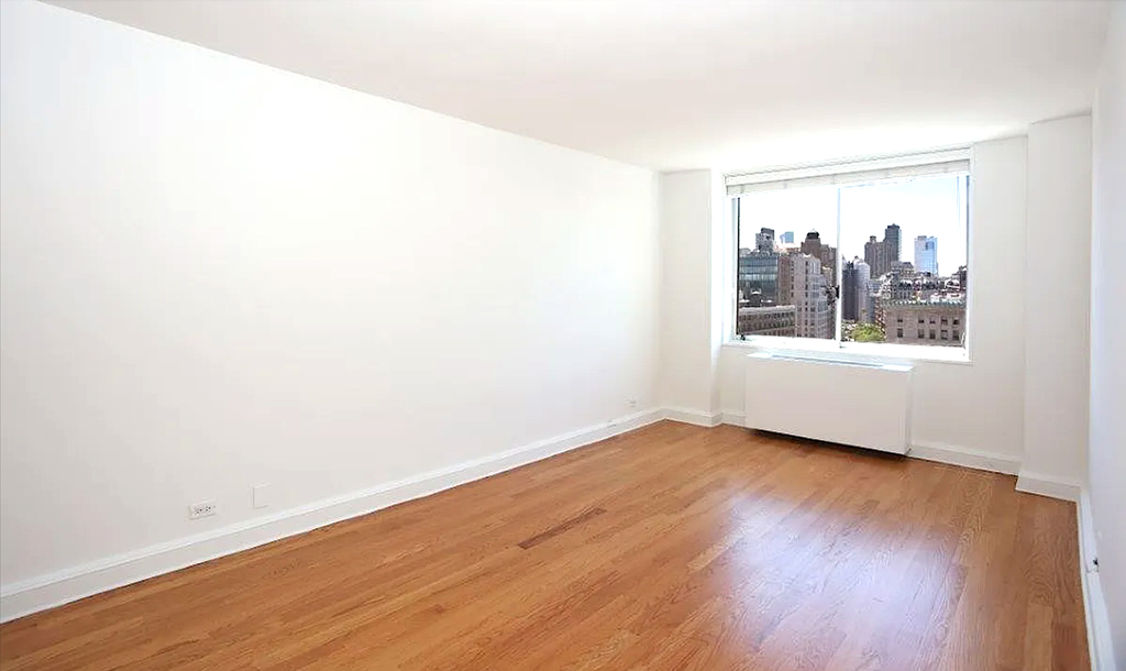 West 83rd Street - Photo 3