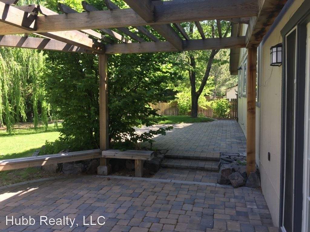 825 Twin Pines Road - Photo 26