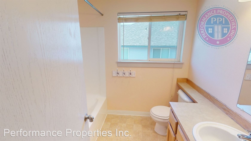 14981 Smithfield Drive - Photo 13