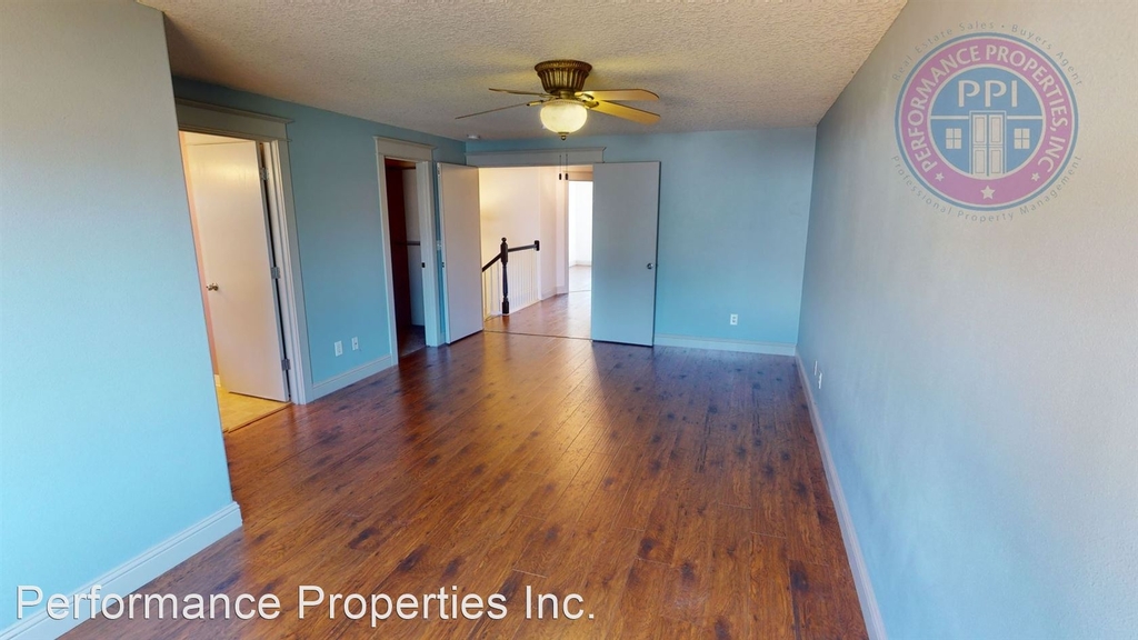 14981 Smithfield Drive - Photo 12