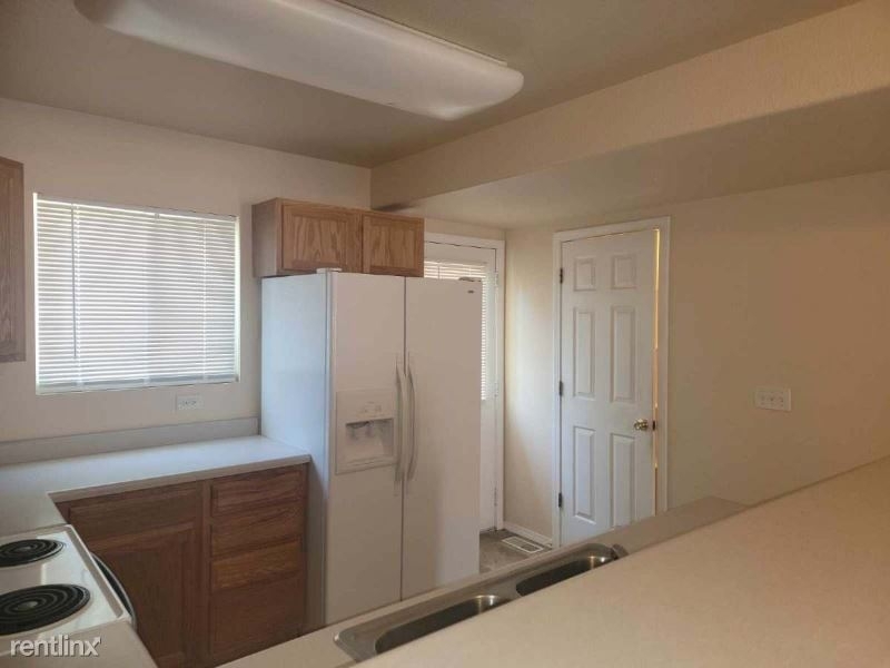 7836 Antelope Valley Point - Photo 10