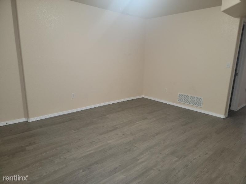 7836 Antelope Valley Point - Photo 12