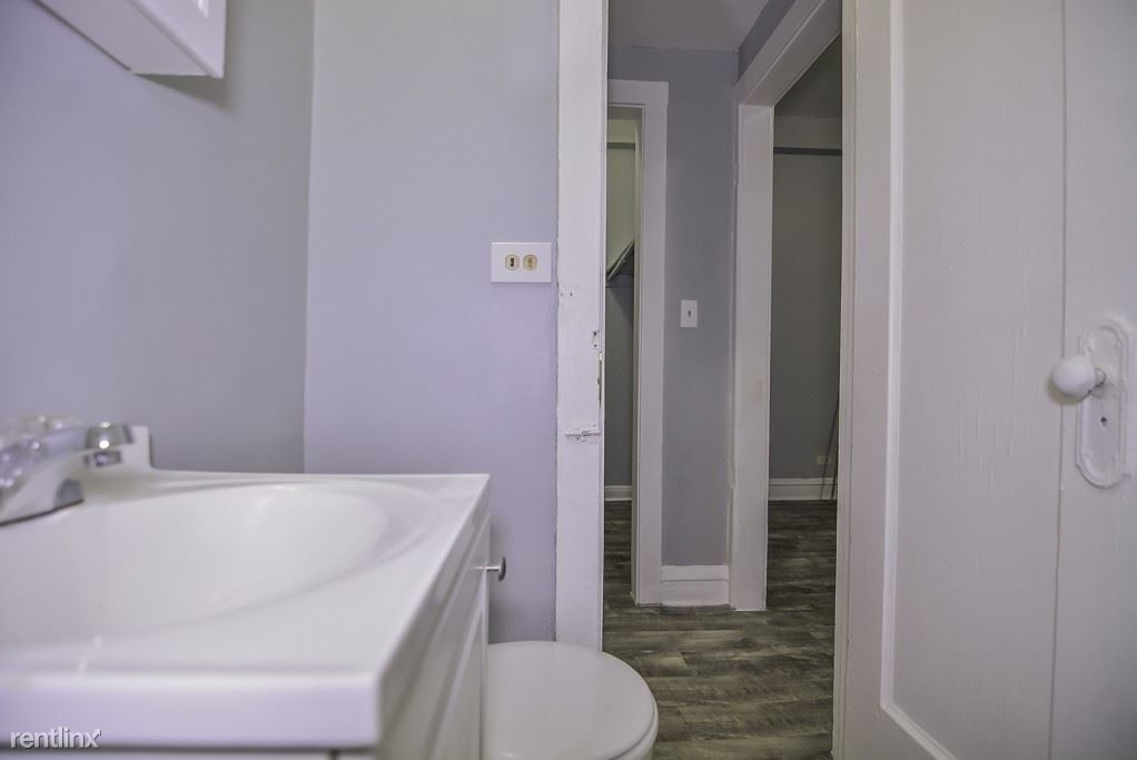 4606 N. Beacon, Unit M - Photo 12