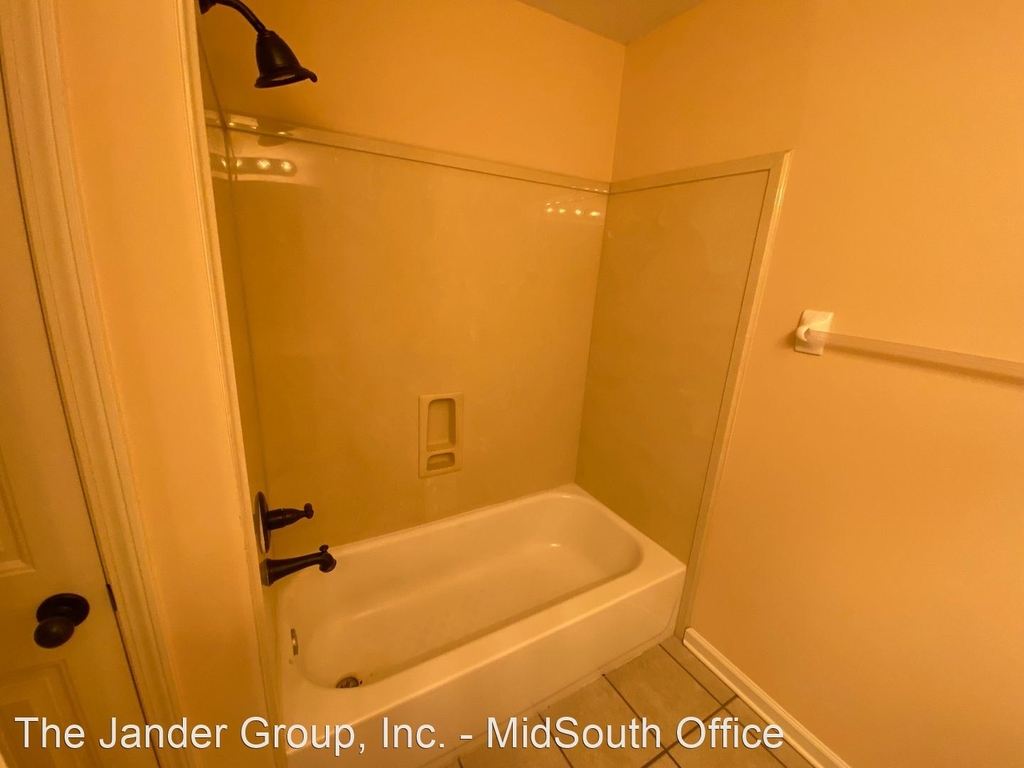 7826 Pips Ridge Lane - Photo 29