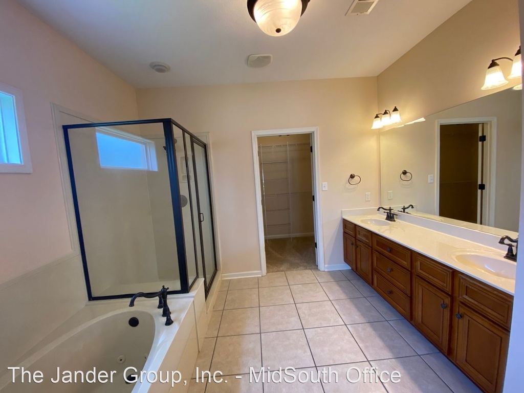 7826 Pips Ridge Lane - Photo 20