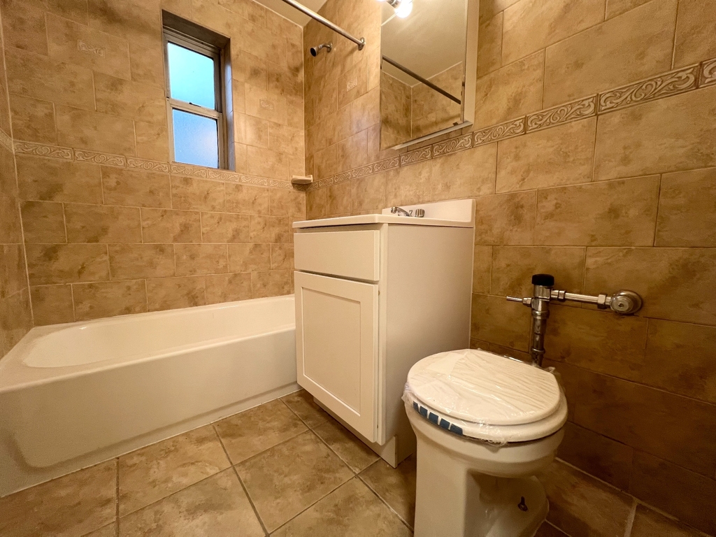 528 Howard Avenue - Photo 9